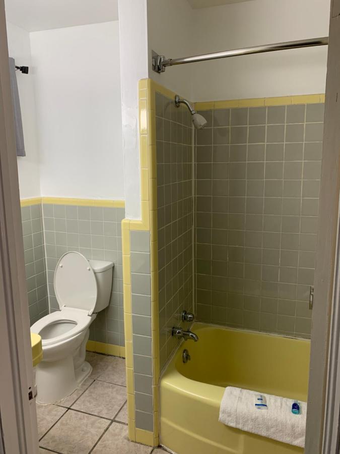 Rodeway Inn & Suites Raton Eksteriør billede