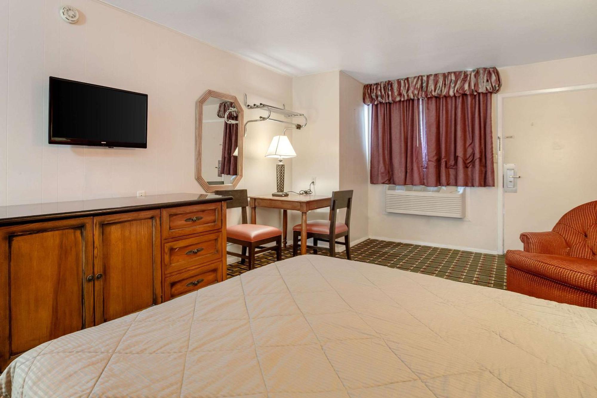 Rodeway Inn & Suites Raton Eksteriør billede