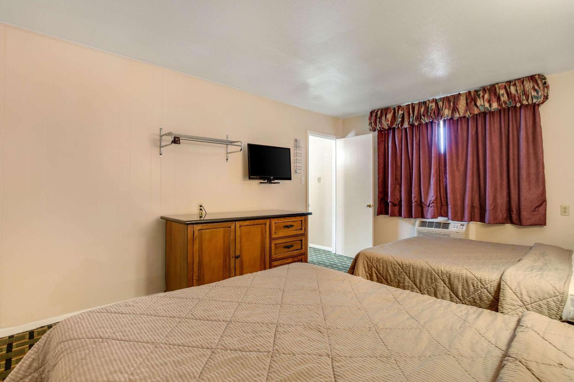 Rodeway Inn & Suites Raton Eksteriør billede